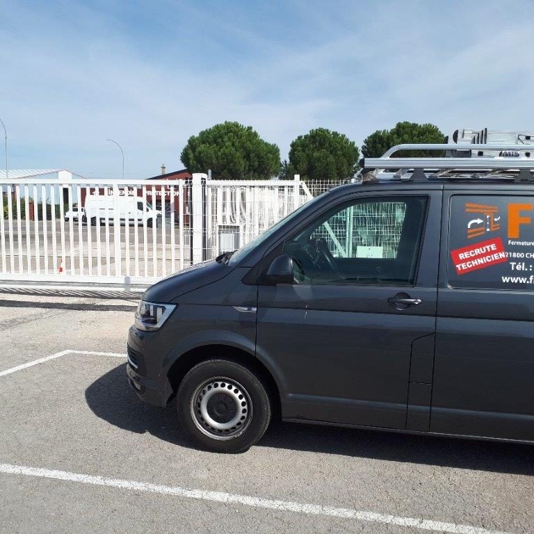 camion atelier de nos techniciens d'intervention