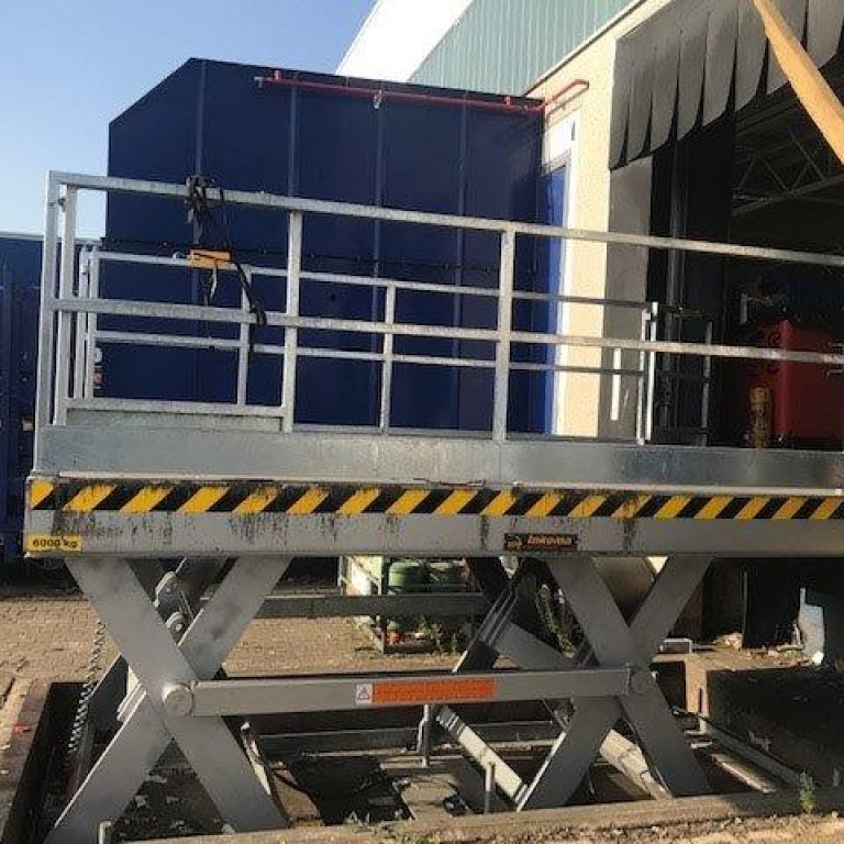 table élévatrice acier galvanisé longueur 4000 mm largeur 2000 mm capacité 6T )